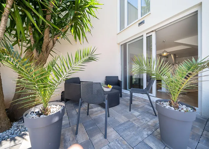 Bellamare Apartment *