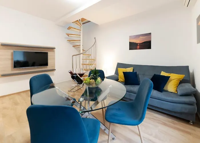 Bellamare Apartment *